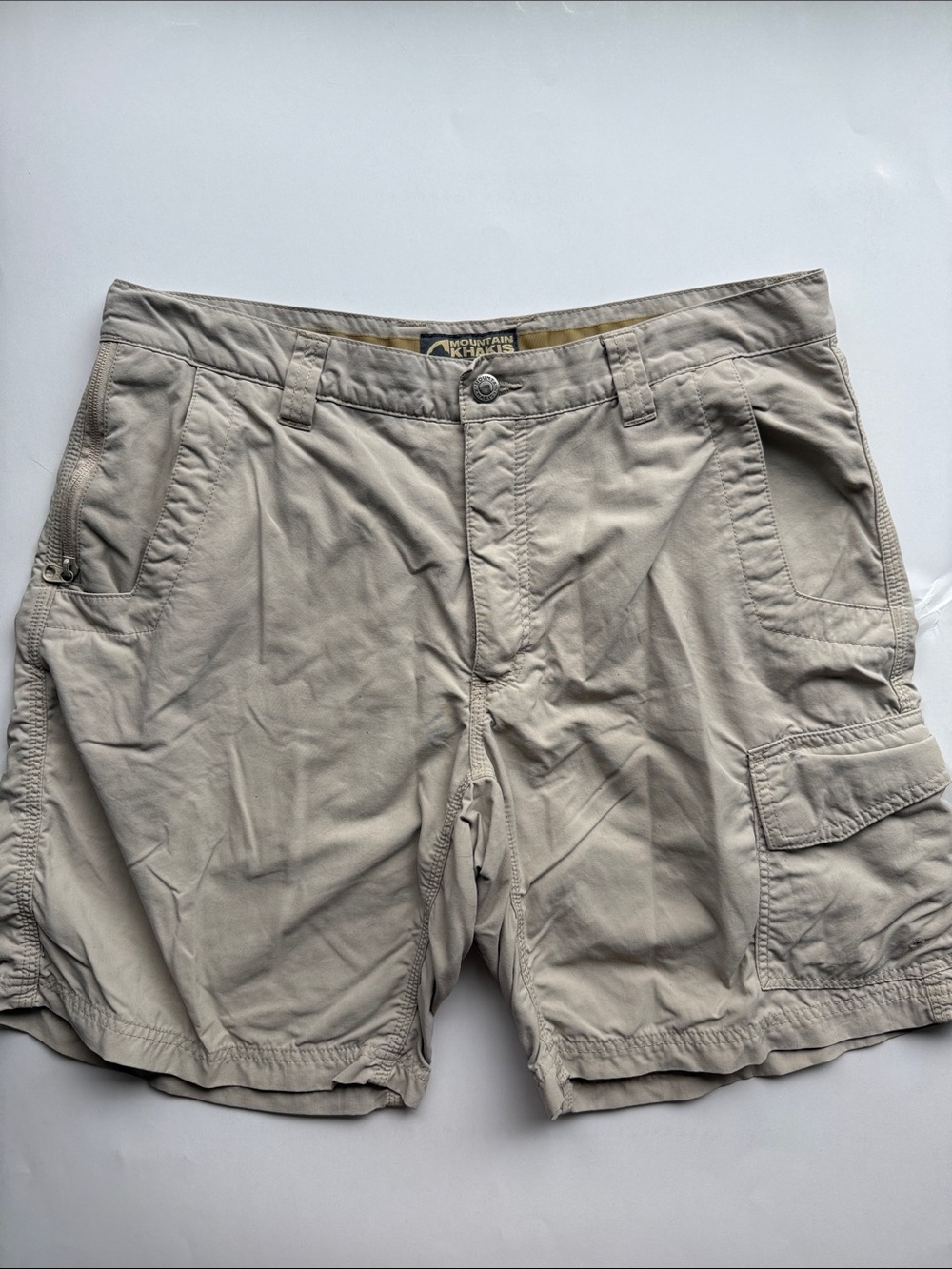Mountain Khakis men’s Granite Creek Short size 35 9” inseam